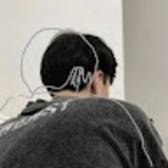 Meet your Posher, Zian - Picture 1 of 1